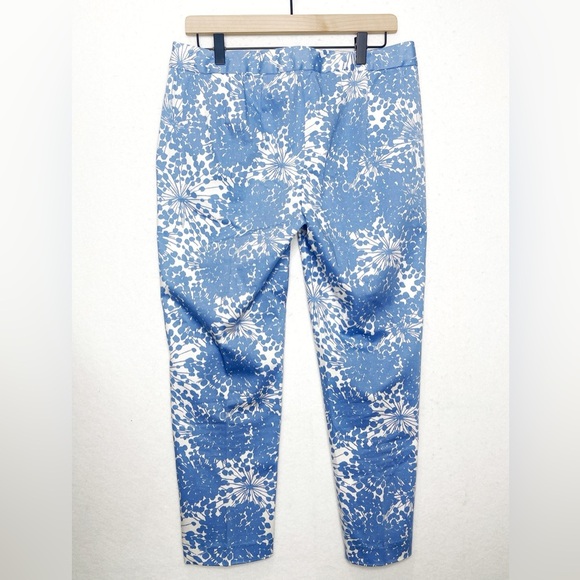 Boden Dandelion Floral Print Blue and White Crop Size 8 - Picture 3 of 9
